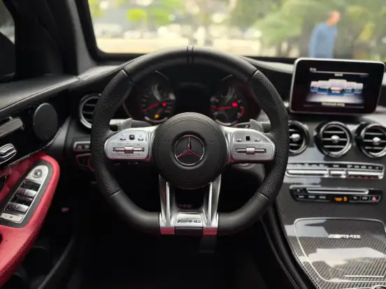 MERCEDES-BENZ-GLC 63 AMG-4.0 V8 TURBO GASOLINA COUPÉ S 4MATIC+ SPEEDSHIFT MERCEDES-BENZ-GLC 63 AMG-2018