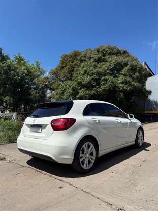 MERCEDES-BENZ-A 200-2016