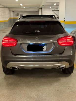 MERCEDES-BENZ-GLA 200-2016