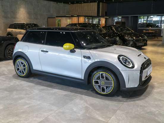 MINI-COOPER-SE SPORT 2P ELÉTRICO MINI-COOPER-2022