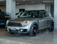 MINI COUNTRYMAN 1.5 12V TWINPOWER TURBO GASOLINA COOPER STEPTRONIC MINI COUNTRYMAN 1.5 12V TWINPOWER TURBO GASOLINA COOPER STEPTRONIC