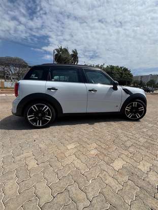 MINI-COOPER-2011