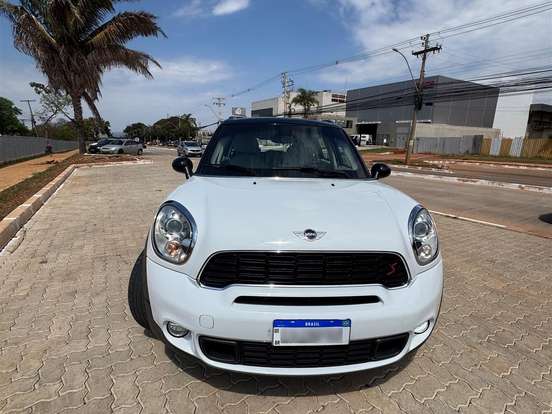 MINI-COOPER-1.6 S CLUBMAN HAMPTON 16V TURBO GASOLINA 3P AUTOMÁTICO MINI-COOPER-2011