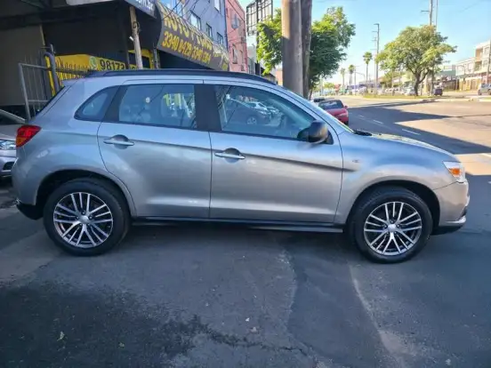 MITSUBISHI-ASX-2.0 4X2 16V FLEX 4P AUTOMÁTICO MITSUBISHI-ASX-2017
