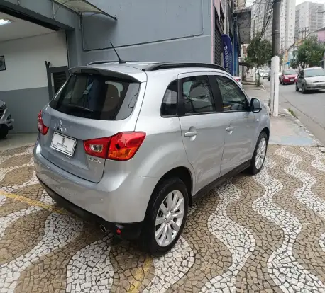 MITSUBISHI-ASX-2014