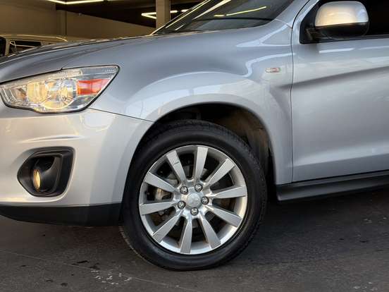 MITSUBISHI-ASX-2.0 4X2 16V GASOLINA 4P AUTOMÁTICO MITSUBISHI-ASX-2015