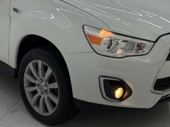 MITSUBISHI-ASX-2014