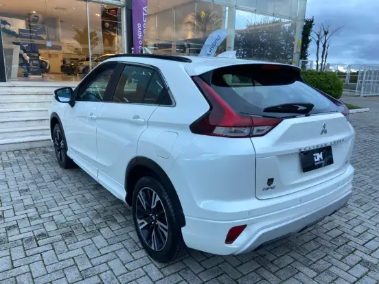 MITSUBISHI-ECLIPSE CROSS-2024