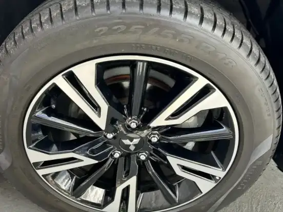 MITSUBISHI-ECLIPSE CROSS-1.5 MIVEC TURBO GASOLINA HPE-S CVT MITSUBISHI-ECLIPSE CROSS-2023