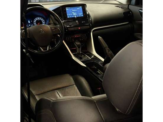 MITSUBISHI-ECLIPSE CROSS-2022