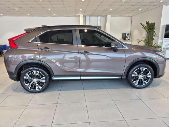 MITSUBISHI-ECLIPSE CROSS-2020
