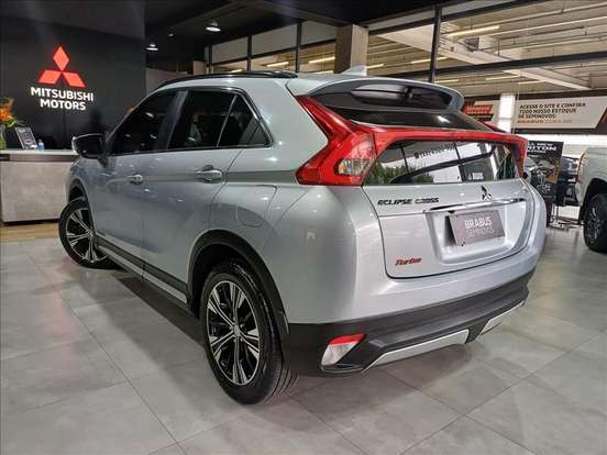 MITSUBISHI-ECLIPSE CROSS-2021