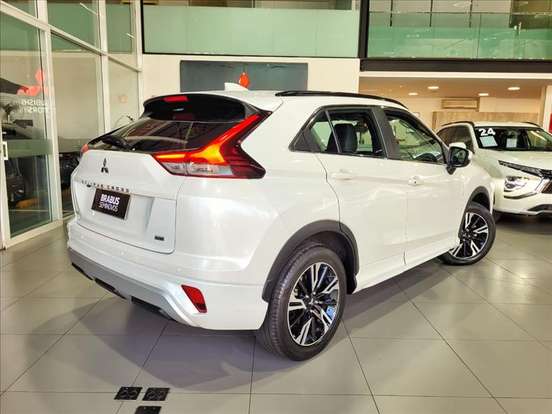 MITSUBISHI-ECLIPSE CROSS-1.5 MIVEC TURBO GASOLINA HPE CVT MITSUBISHI-ECLIPSE CROSS-2024