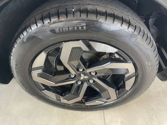 MITSUBISHI-ECLIPSE CROSS-1.5 MIVEC TURBO GASOLINA HPE-S BLACK S-AWC CVT MITSUBISHI-ECLIPSE CROSS-2025