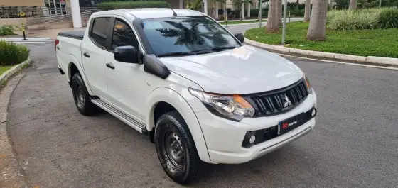 MITSUBISHI L200 TRITON 2.4 16V TURBO DIESEL GL CD 4X4 MANUAL
