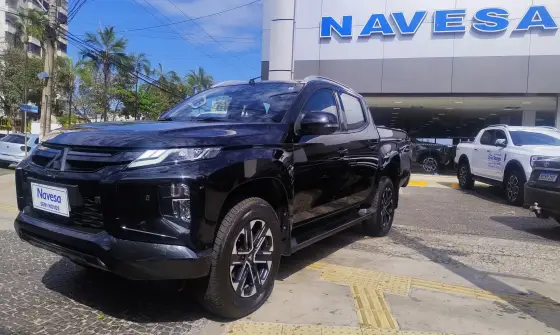 MITSUBISHI L200 TRITON 2.4 16V TURBO DIESEL SPORT HPE-S CD 4P 4X4 AUTOMÁTICO