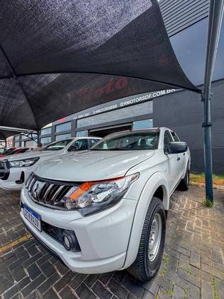 MITSUBISHI L200 TRITON 2.4 16V TURBO DIESEL GL CD 4X4 MANUAL