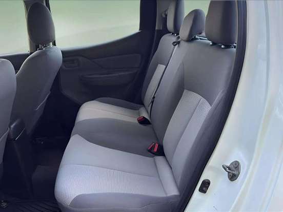 MITSUBISHI-L200 TRITON-2.4 16V TURBO DIESEL SPORT GLS CD 4P 4X4 AUTOMÁTICO MITSUBISHI-L200 TRITON-2023
