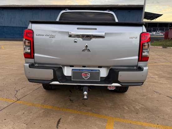 MITSUBISHI-L200 TRITON-2.4 16V TURBO DIESEL SPORT HPE CD 4P 4X4 AUTOMÁTICO MITSUBISHI-L200 TRITON-2022