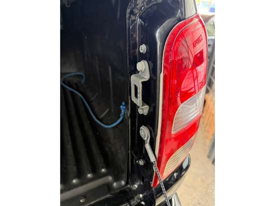 MITSUBISHI-L200 TRITON-2017