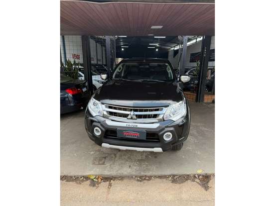 MITSUBISHI-L200 TRITON-2.4 16V TURBO DIESEL SPORT HPE TOP CD 4P 4X4 AUTOMÁTICO MITSUBISHI-L200 TRITON-2017