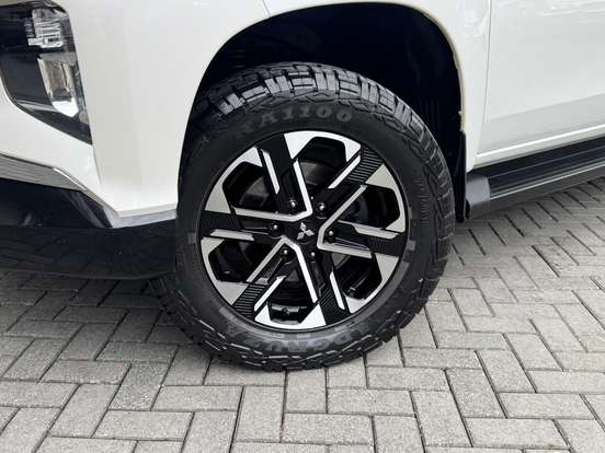 MITSUBISHI-L200 TRITON-2.4 16V TURBO DIESEL SPORT HPE-S CD 4P 4X4 AUTOMÁTICO MITSUBISHI-L200 TRITON-2022