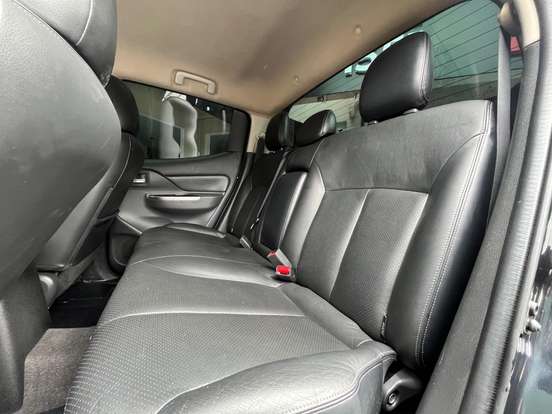 MITSUBISHI-L200 TRITON-2017