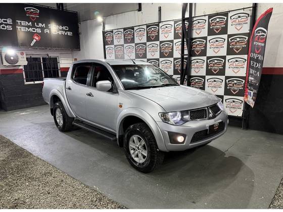 MITSUBISHI L200 TRITON 3.2 HPE 4X4 CD 16V TURBO INTERCOOLER DIESEL 4P AUTOMÁTICO