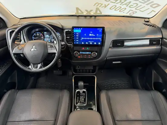 MITSUBISHI-OUTLANDER-2.2 4X4 16V DIESEL 4P AUTOMÁTICO MITSUBISHI-OUTLANDER-2017