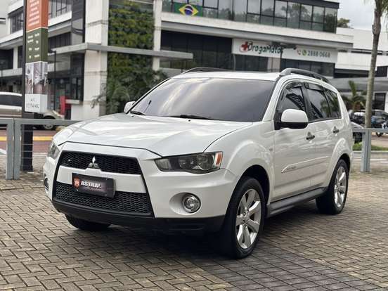 MITSUBISHI-OUTLANDER-2.0 16V GASOLINA 4P AUTOMÁTICO MITSUBISHI-OUTLANDER-2012