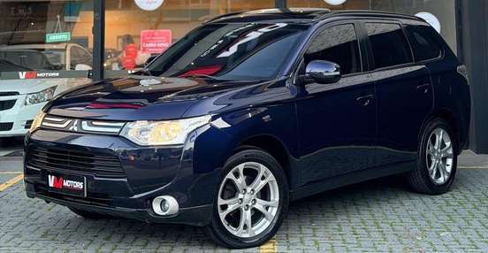 MITSUBISHI-OUTLANDER-2014