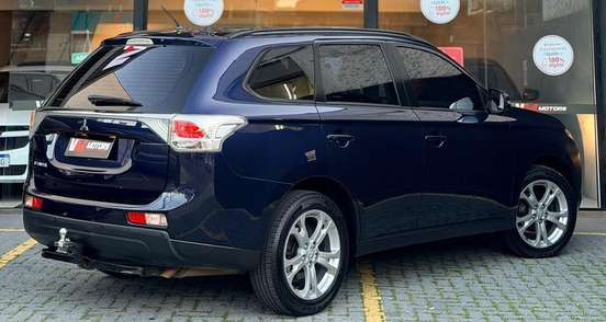 MITSUBISHI-OUTLANDER-2014