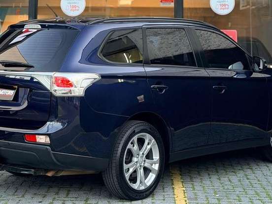 MITSUBISHI-OUTLANDER-2.0 16V GASOLINA 4P AUTOMÁTICO MITSUBISHI-OUTLANDER-2014