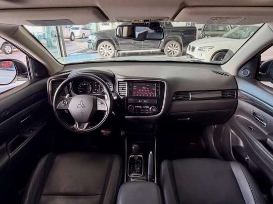 MITSUBISHI-OUTLANDER-2.0 16V GASOLINA 4P AUTOMÁTICO MITSUBISHI-OUTLANDER-2016