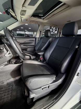 MITSUBISHI-OUTLANDER-2016