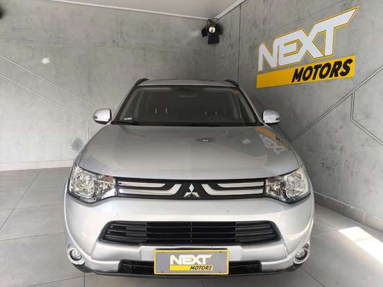 MITSUBISHI-OUTLANDER-2.0 16V GASOLINA 4P AUTOMÁTICO MITSUBISHI-OUTLANDER-2014