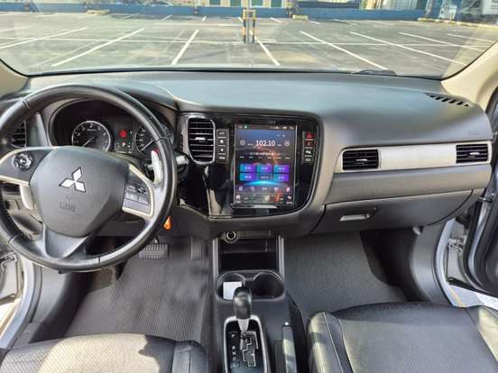 MITSUBISHI-OUTLANDER-2.0 16V GASOLINA 4P AUTOMÁTICO MITSUBISHI-OUTLANDER-2014