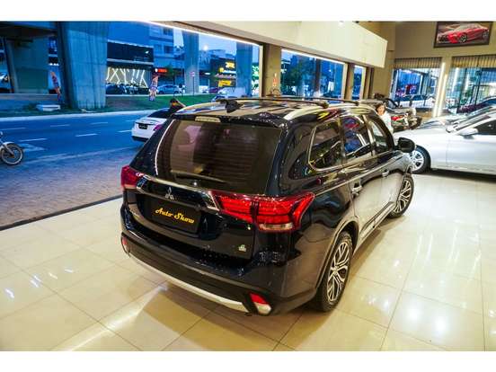 MITSUBISHI-OUTLANDER-2.0 COMFORT 16V GASOLINA 4P AUTOMÁTICO MITSUBISHI-OUTLANDER-2017