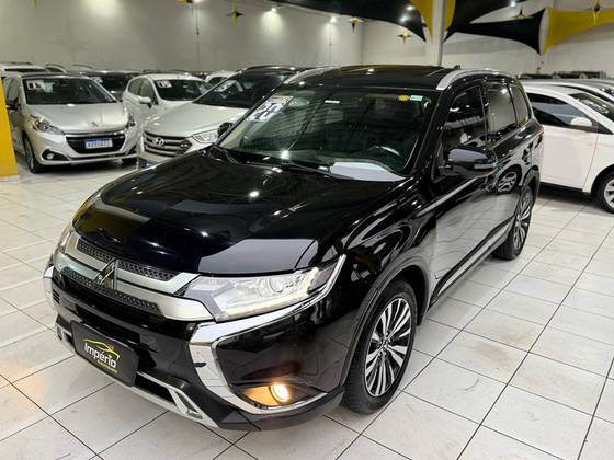 MITSUBISHI OUTLANDER 2.0 MIVEC GASOLINA HPE AUTOMÁTICO