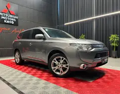 MITSUBISHI OUTLANDER 3.0 GT 4X4 V6 24V GASOLINA 4P AUTOMÁTICO MITSUBISHI OUTLANDER 3.0 GT 4X4 V6 24V GASOLINA 4P AUTOMÁTICO
