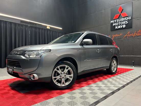 MITSUBISHI-OUTLANDER-2014