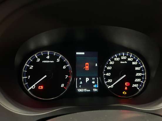 MITSUBISHI-OUTLANDER-2014