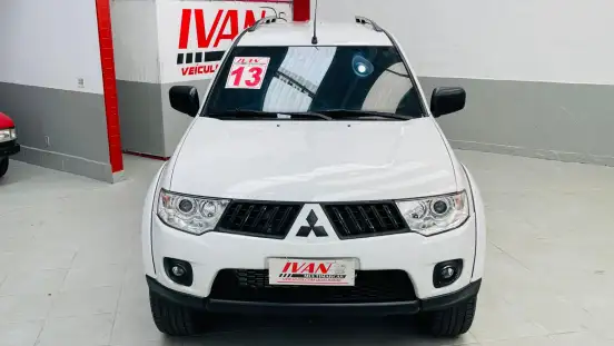 MITSUBISHI-PAJERO DAKAR-2013