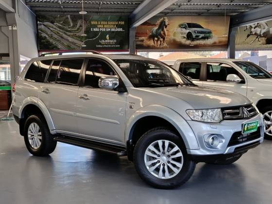 MITSUBISHI PAJERO DAKAR 3.5 HPE 7 LUGARES 4X4 V6 24V FLEX 4P AUTOMÁTICO