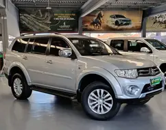 MITSUBISHI PAJERO DAKAR 3.5 HPE 7 LUGARES 4X4 V6 24V FLEX 4P AUTOMÁTICO MITSUBISHI PAJERO DAKAR 3.5 HPE 7 LUGARES 4X4 V6 24V FLEX 4P AUTOMÁTICO