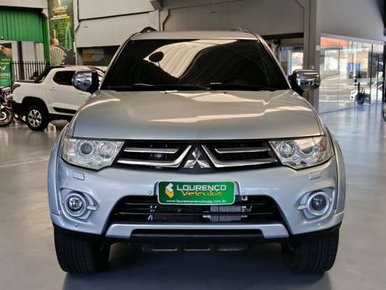 MITSUBISHI-PAJERO DAKAR-2015