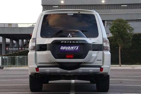 MITSUBISHI-PAJERO FULL-2017
