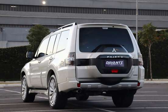MITSUBISHI-PAJERO FULL-3.8 HPE 4X4 V6 24V GASOLINA 4P AUTOMÁTICO MITSUBISHI-PAJERO FULL-2017