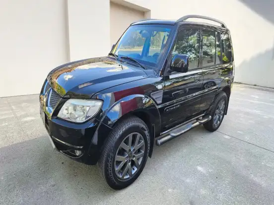 MITSUBISHI-PAJERO TR4-2.0 4X2 16V 140CV FLEX 4P AUTOMÁTICO MITSUBISHI-PAJERO TR4-2013