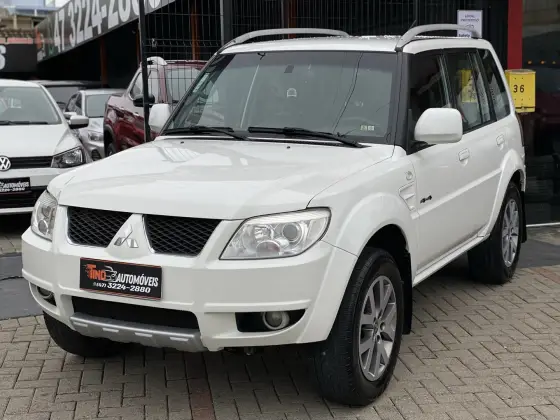 MITSUBISHI PAJERO TR4 2.0 4X4 16V 140CV FLEX 4P AUTOMÁTICO